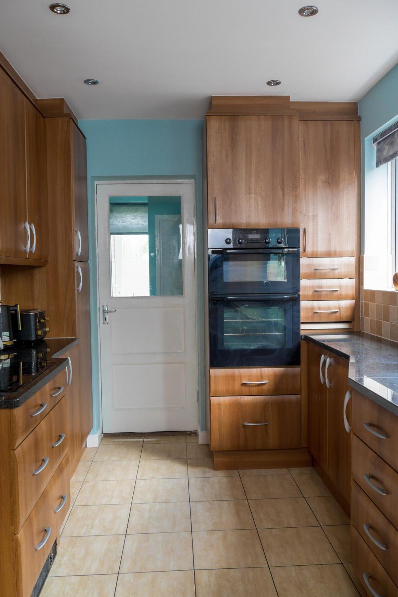 Modern 4 Bedroom Detatched House ストックトン・オン・ティーズ エクステリア 写真